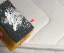 Les moyens les plus efficaces pour éliminer les taches de sang frais et anciennes du matelas