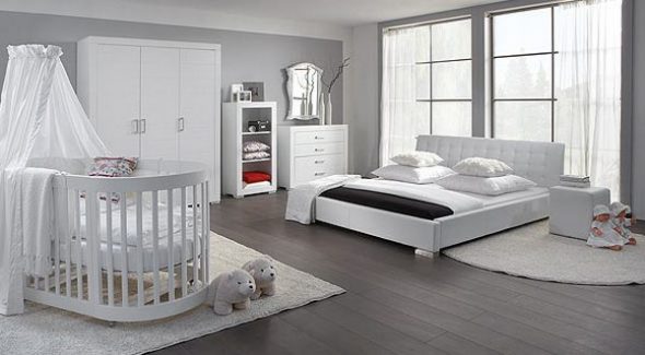 lit bébé blanc
