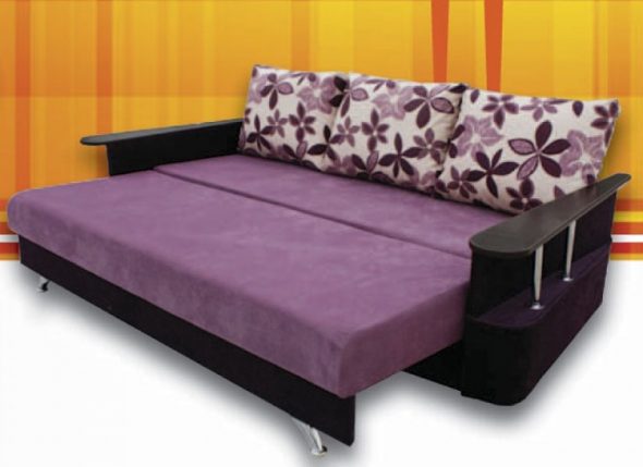 canapé euro pliant dans des tons lilas