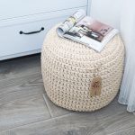 pouf tricoté pour la maison et l'intérieur