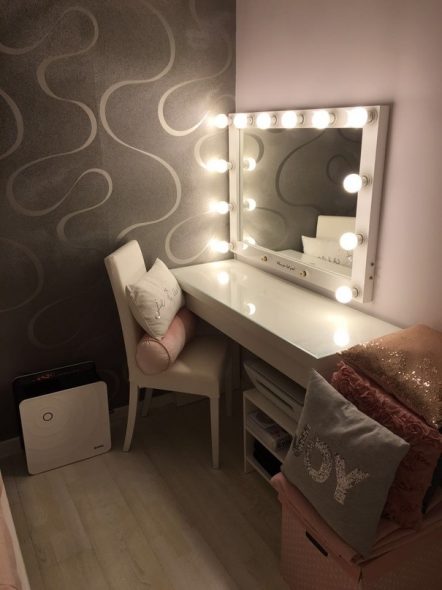 coiffeuse avec éclairage confortable