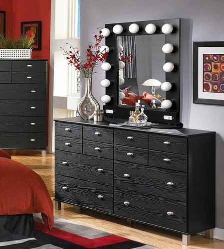 commode avec miroir de maquillage