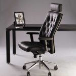 fauteuil à bascule en cuir