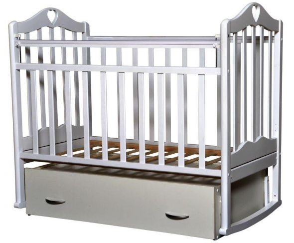 lit bébé pendule blanc