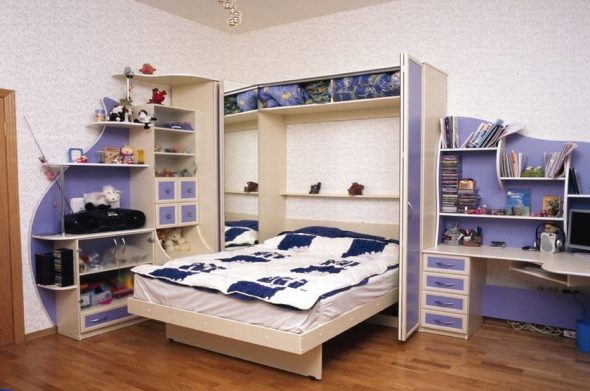 Lit pliant pour enfants vertical