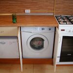 endroit idéal pour la machine à laver dans la cuisine