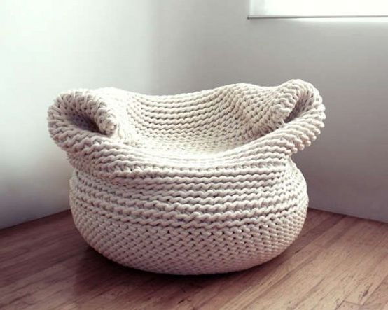 pouf tricoté avec dossier
