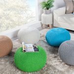 poufs tricotés pour le repos