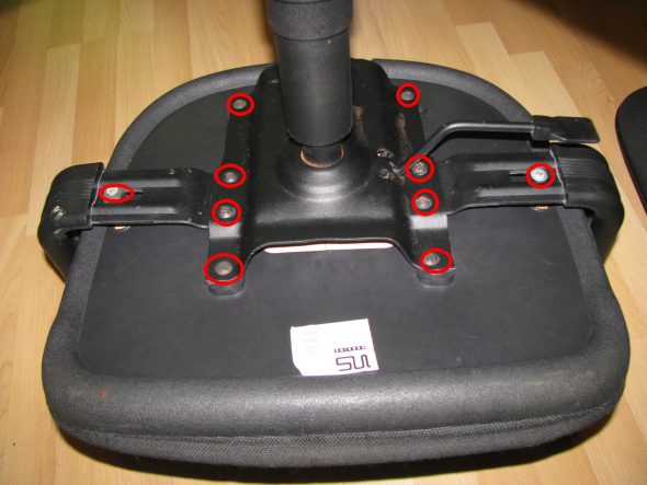 démonter la chaise d'ordinateur