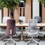 chaise de bureau multicolore
