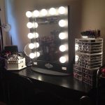 table de maquillage noir