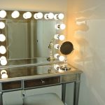 coiffeuse en métal