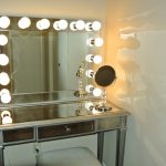 coiffeuse en métal