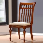 chaise en bois