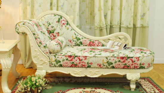 pouf avec imprimé floral