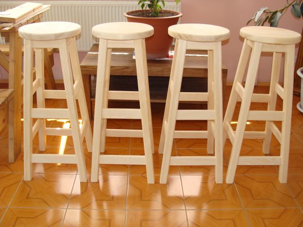 tabourets hauts