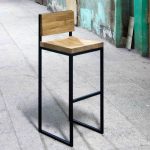 Tabouret de bar avec ses propres mains du tuyau