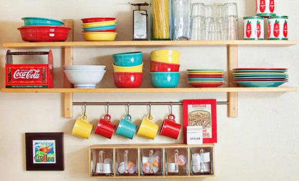 Faire des étagères dans la cuisine avec leurs propres mains