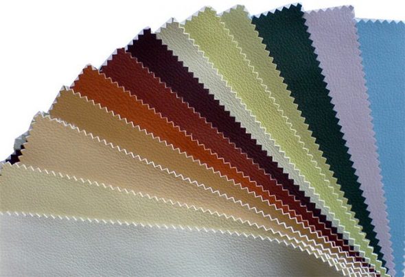 Rembourrage en simili cuir et similicuir pour le canapé