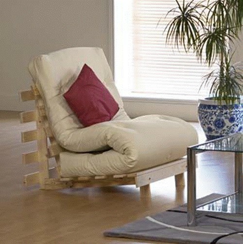 Chaise-lit sous la commande