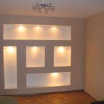 Avec son apparence spectaculaire, une armoire intégrée en placoplâtre est également plus pratique.