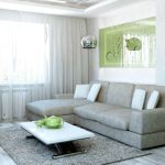 Couleur grise à l'intérieur du salon