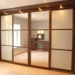 Armoires dans le salon
