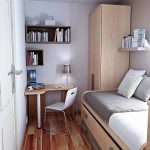 Sofa có thể gập lại và bàn góc nhỏ gọn trong phòng ngủ hẹp