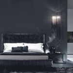 Lit moderne dans une chambre moderne