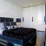 couleur noire dans la chambre