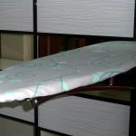 planche à repasser dans le placard