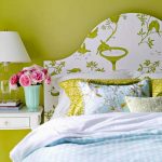 tête de lit avec des images