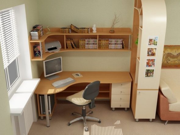 table d'ordinateur dans la pépinière