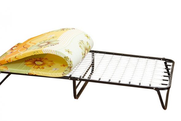 lit pliant avec matelas
