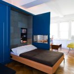 transformateur de lit dans le placard bleu