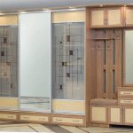 armoire aux couleurs vives