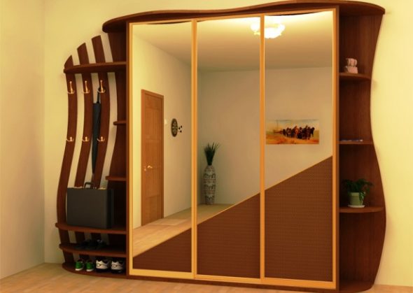 armoire avec miroir