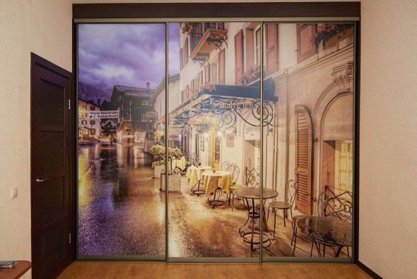 armoire avec fonds d'écran photo