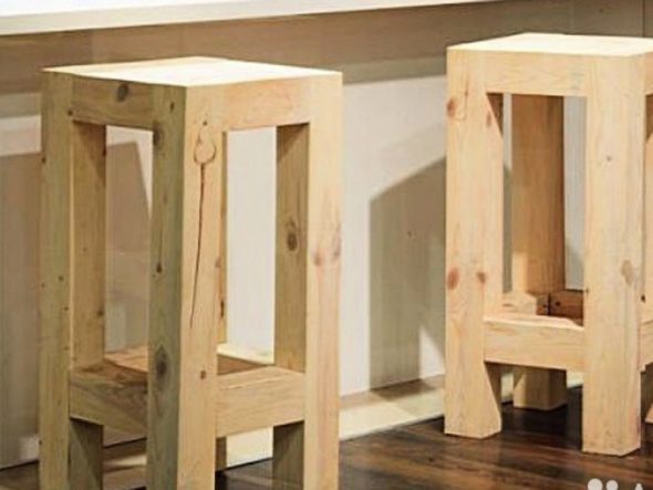 tabouret de bar en bois