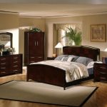 mobilier marron foncé
