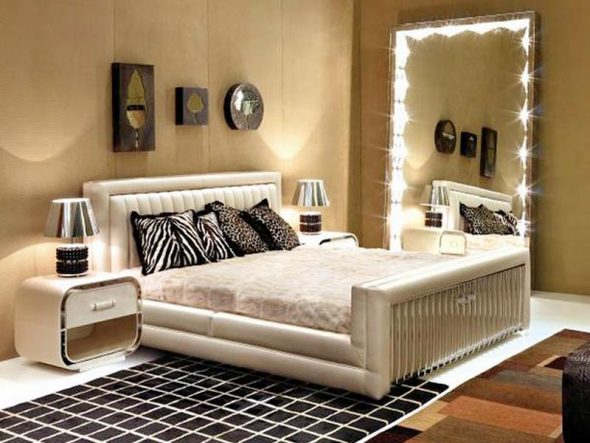 miroir dans la chambre