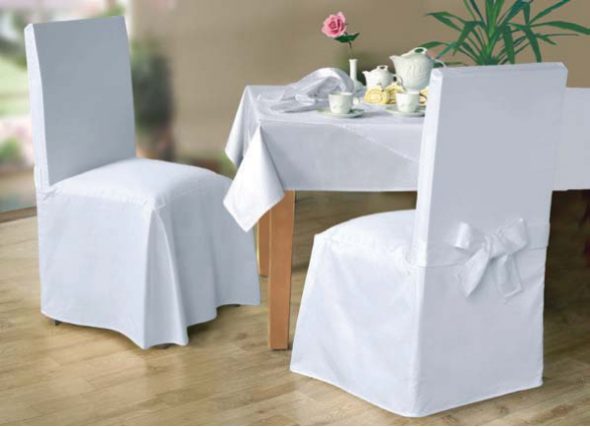 Housses de chaise blanches