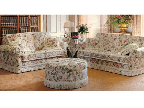 Hiasan sofa DIY