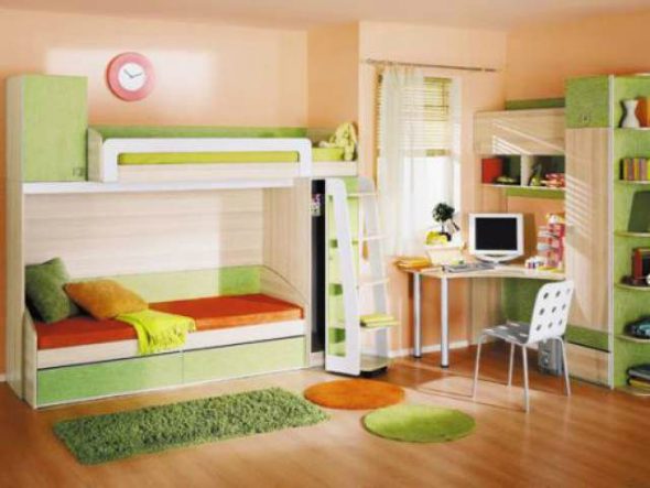 Meubles pour enfants un lit seulement au deuxième étage avec un cas