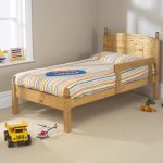 Lit simple pour enfants