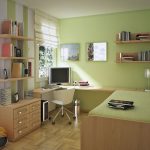 L'intérieur d'une petite chambre d'enfants couleur pistache