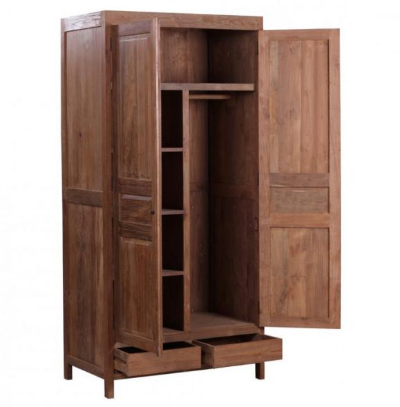 Fabrication d'armoires en bois massif