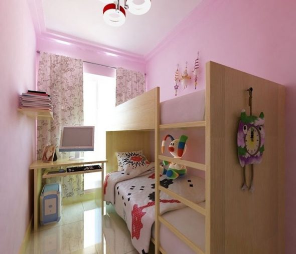 Très petite chambre pour une fille