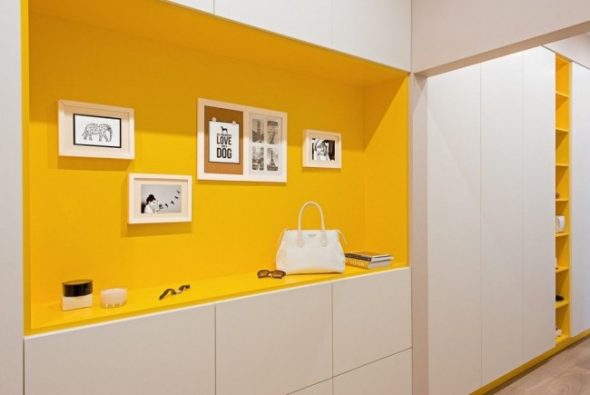 commode dans le couloir