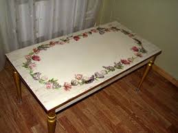 Restauration de l'ancienne table de cuisine faites-le vous-même